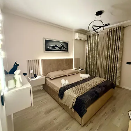 Teds Luxury 3 Apartament